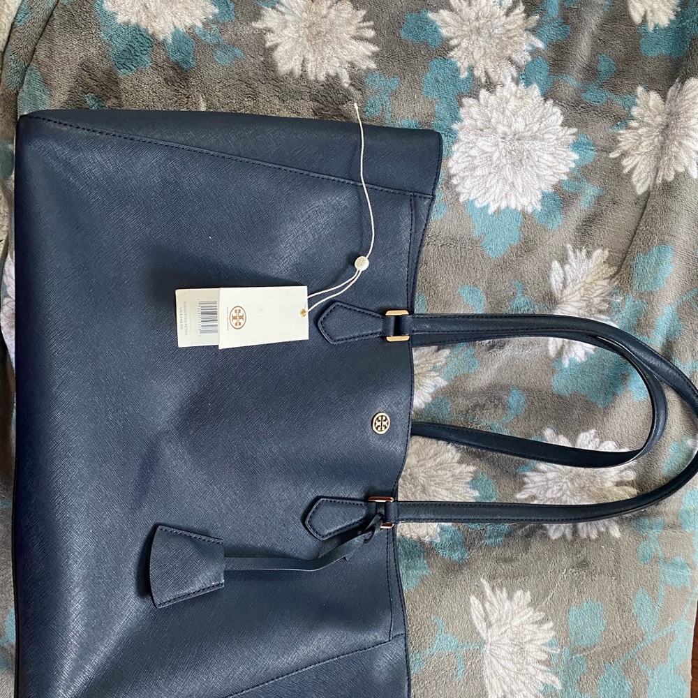 Tory Burch Robinson Tote